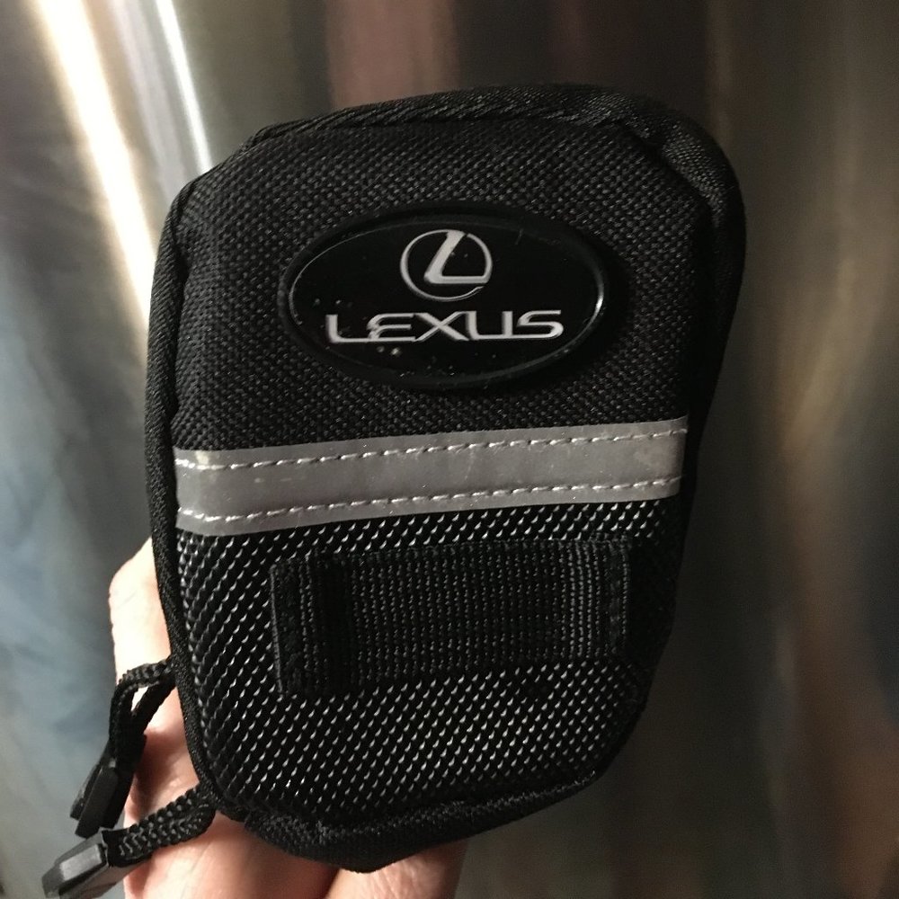 Lexus Bike Bag - 114 $13 or 🎉